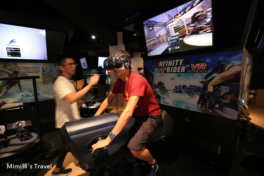 【台南景點】JoyLand：台南最強！動感VR虛擬實境遊樂場開幕，快預約來玩，連中年大叔也變成小朋友