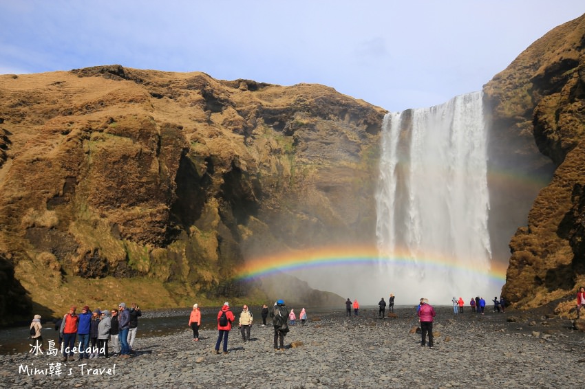 【冰島南部景點】Skogafoss 彩虹瀑布：據說有陽光95％會有彩虹，入選冰島最美瀑布