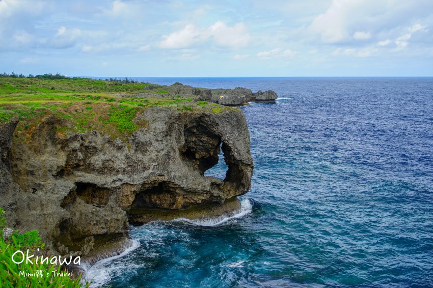 【沖繩景點】萬座毛：恩納必拍巨大象鼻岩，可納萬人的大草原