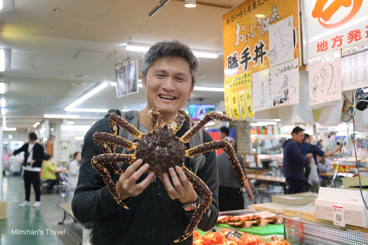 【北海道】釧路和商市場：必吃勝手丼＆便宜新鮮帝王蟹推薦！交通和美食價位心得紀錄