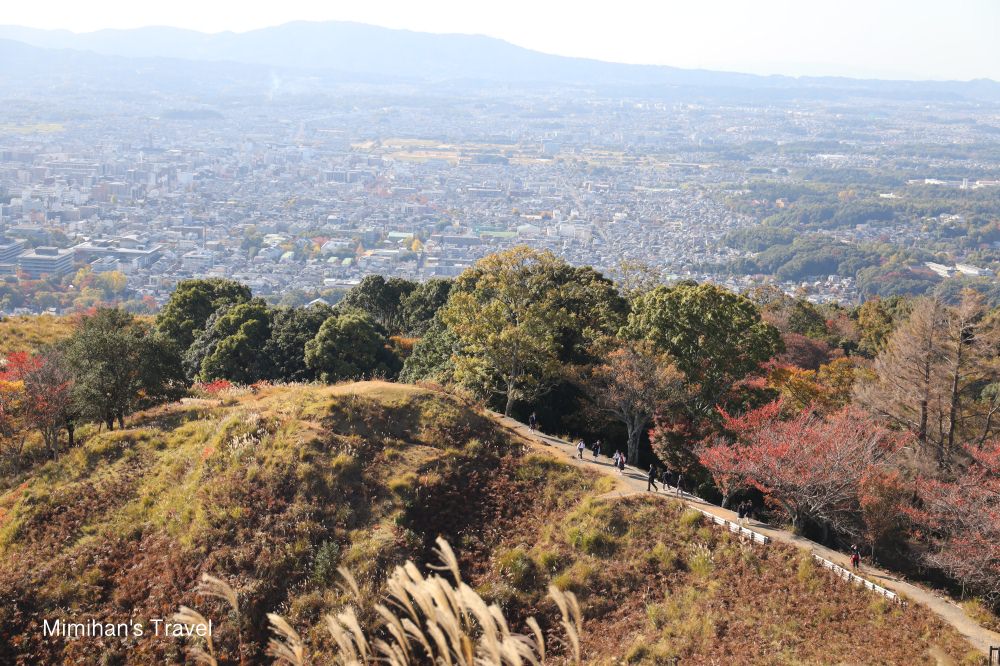 【奈良景點】若草山：山頂展望台＆小鹿相伴的登山步道，逃離東大寺奈良公園人潮吧！
