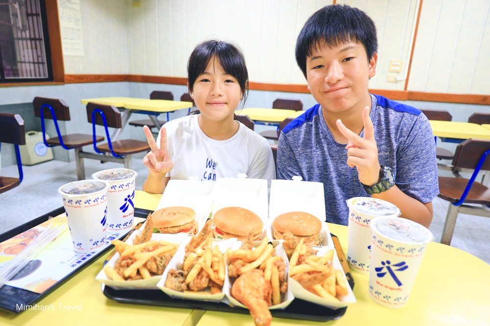 台東美食｜藍蜻蜓速食專賣店(最新菜單＆營業時間)台東版丹丹漢堡！在地限定好味道。