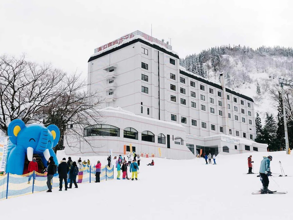 【2025越後湯澤溫泉住宿推薦】9間必住溫泉旅館推薦，滑雪＋泡湯一次滿足！