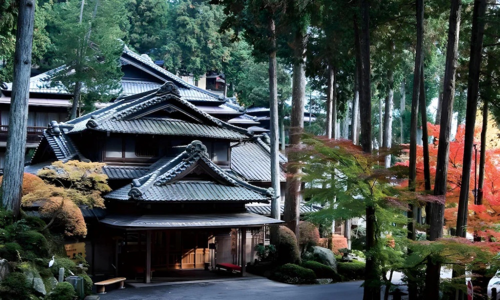 【2025下呂溫泉住宿推薦】精選8間高評價溫泉旅館清單＋一泊二食預訂建議總整理！